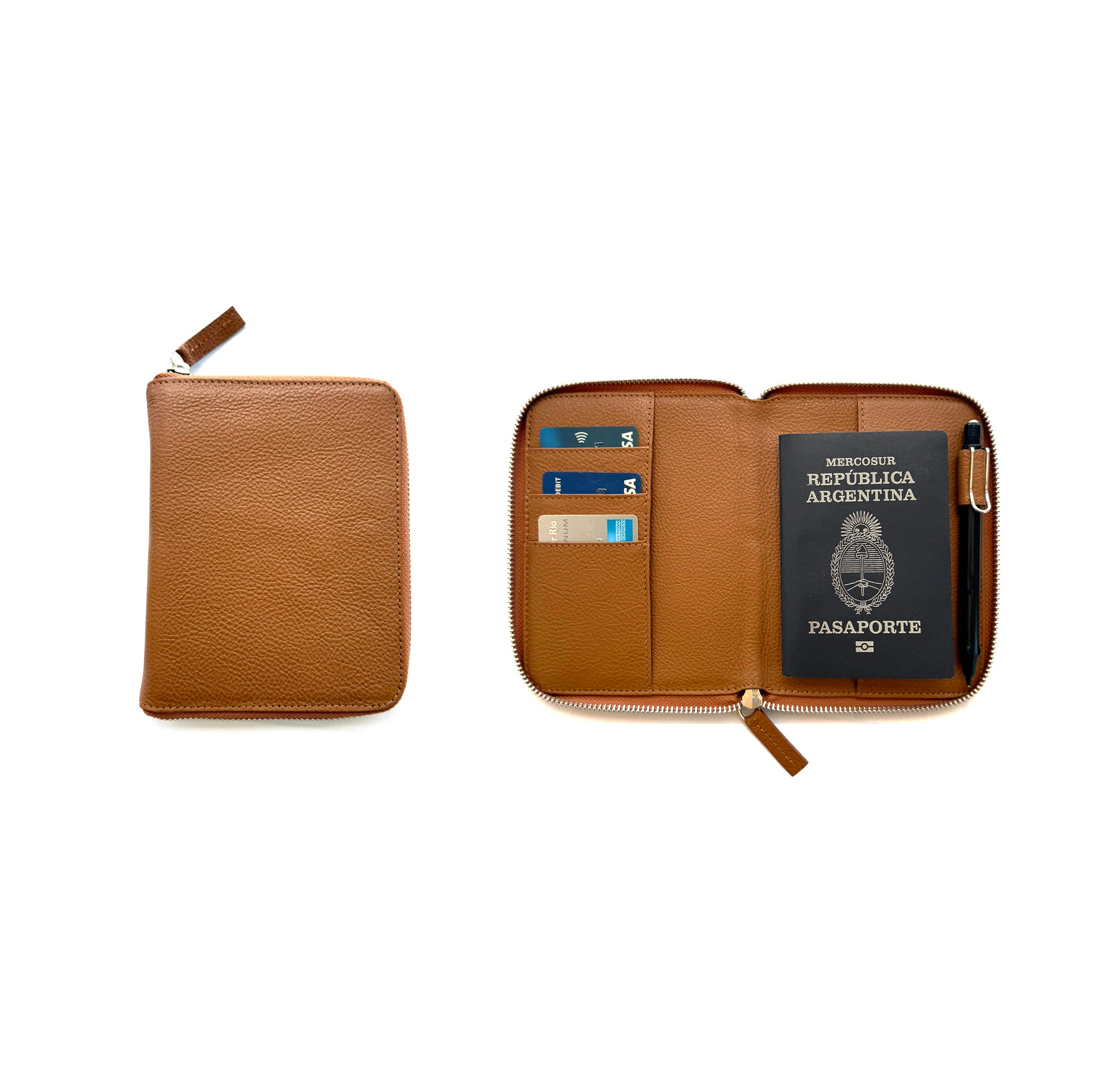 Ezeiza Leather Passport Holder
